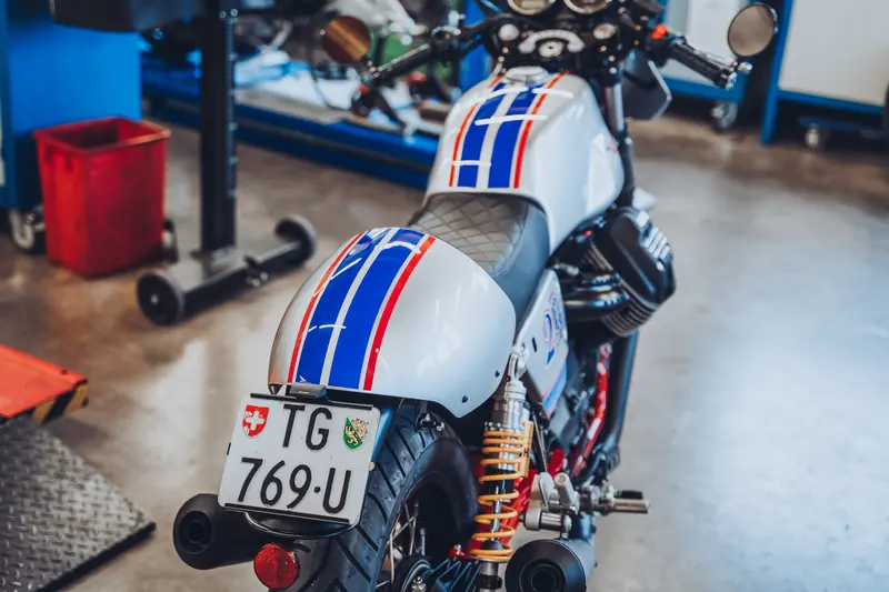 V7 Racer-Umbau mit Startnummer und Agostini Anlage